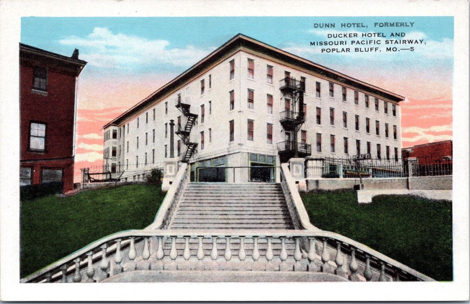 Dunn Hotel, former Ducker Hotel, Poplar Bluff, Missouri - Vintage w/b Postcard