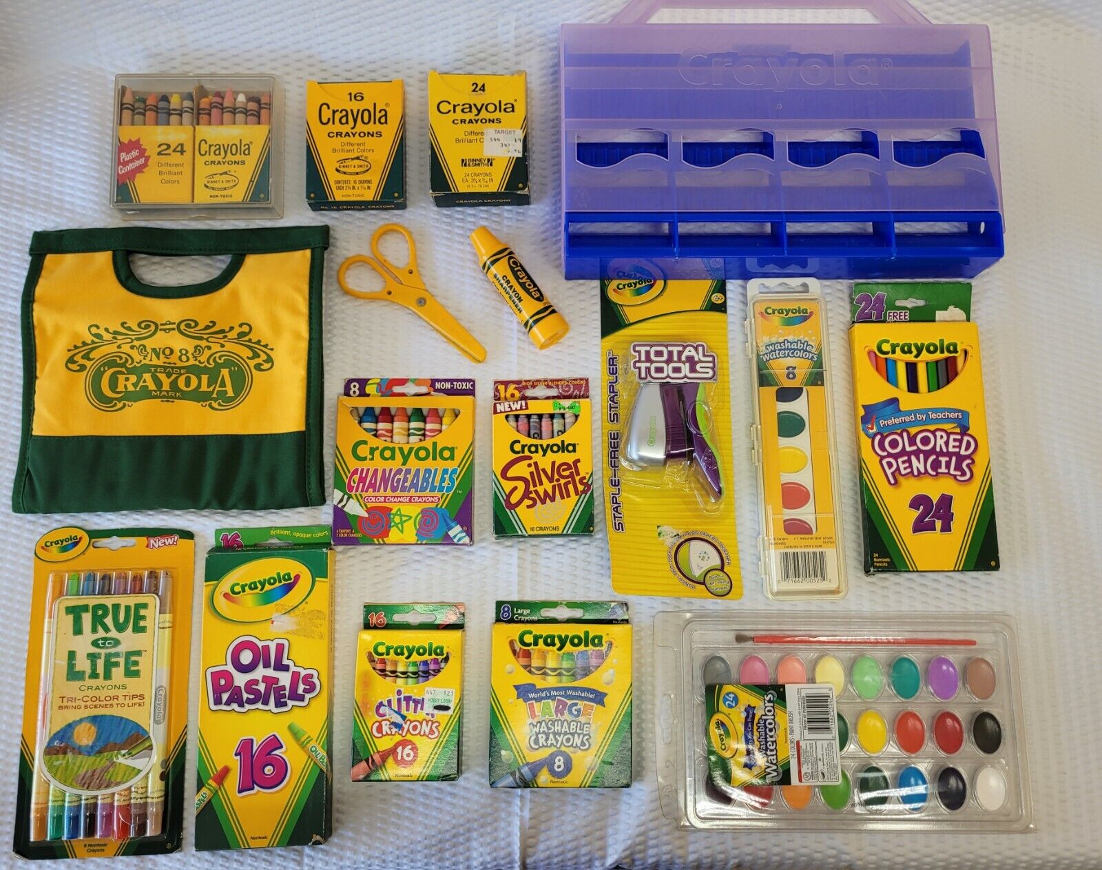 Lot Of 17 Various Vtg Crayola Items From 60s To 2012  Carry case Silver Swirls