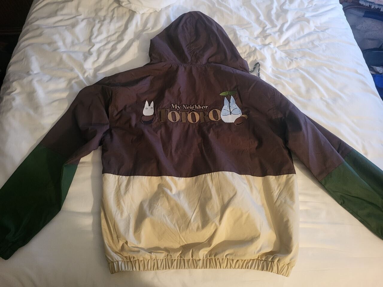 Ghibli My Neighbor Totoro Windbreaker SOLDOUT NWT size Large BoxLunch exclusive