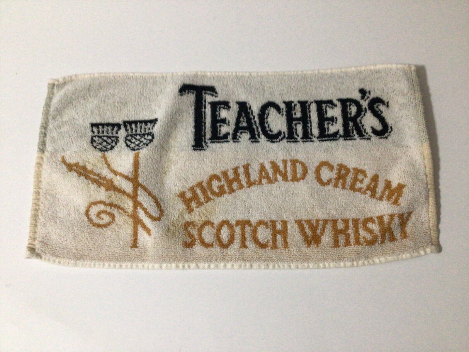 Teacher\'s Highland Cream Scotch Whiskey Beer Towel, measures  9\