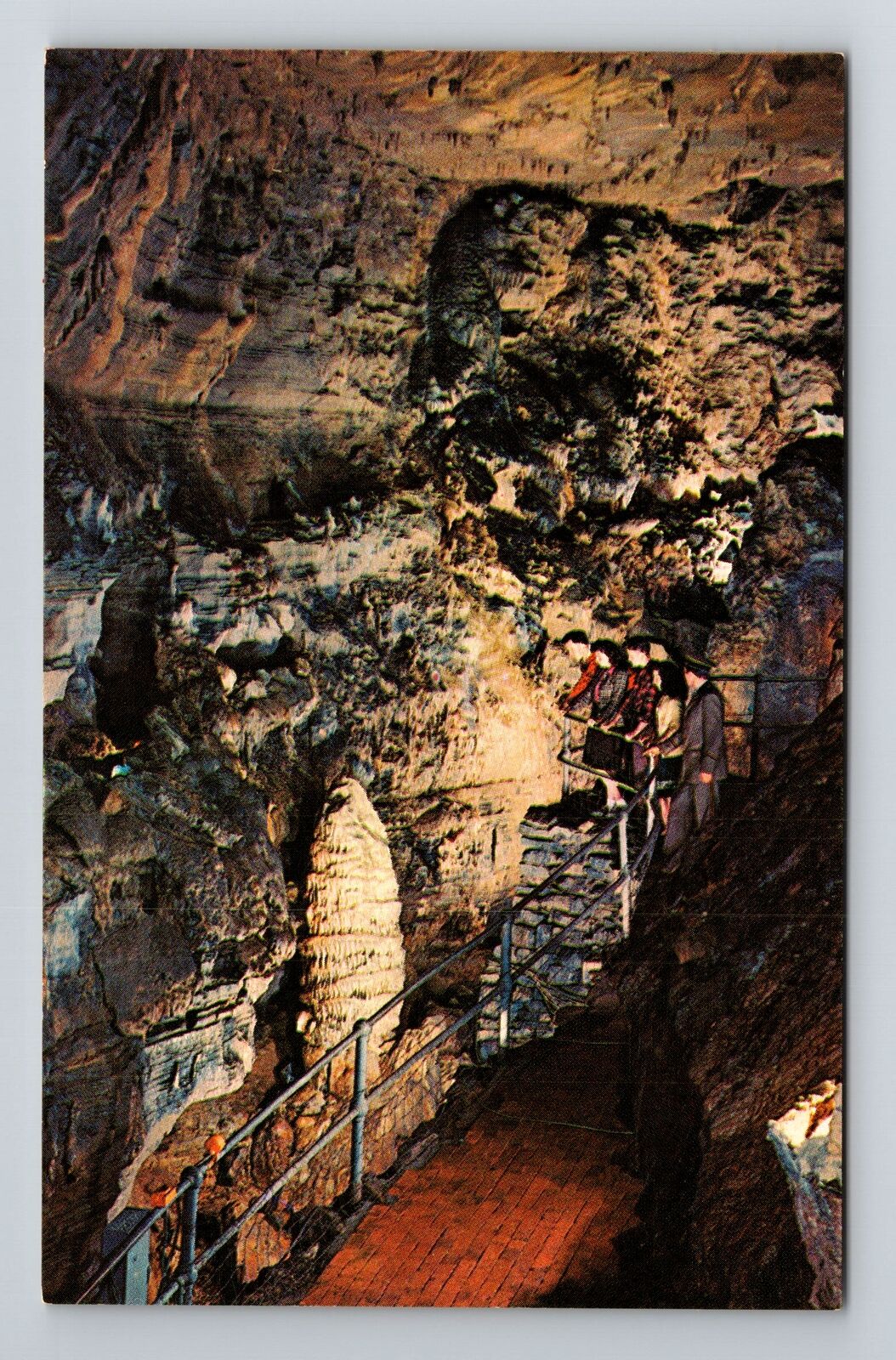 Howe Cave NY-New York, Balcony of Titan\'s Temple Vintage Souvenir Postcard