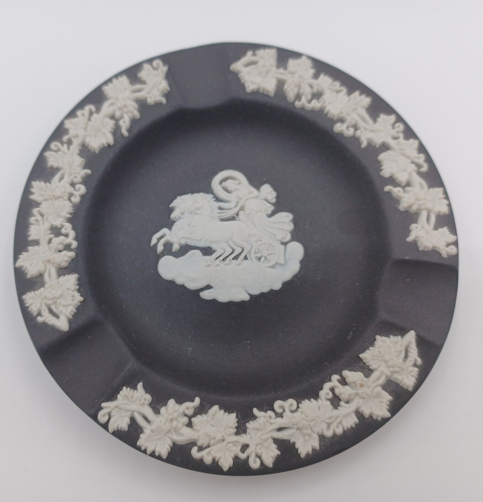 Cream Color On Black 3 Slot Round Ashtray By Wedgewood 4 3/8\
