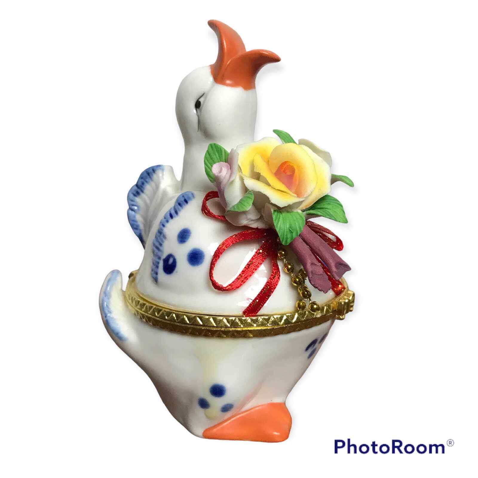 Capo De Mode VTG Ceramic White & Blue Goose Or Duck Trinket Box With Flowers
