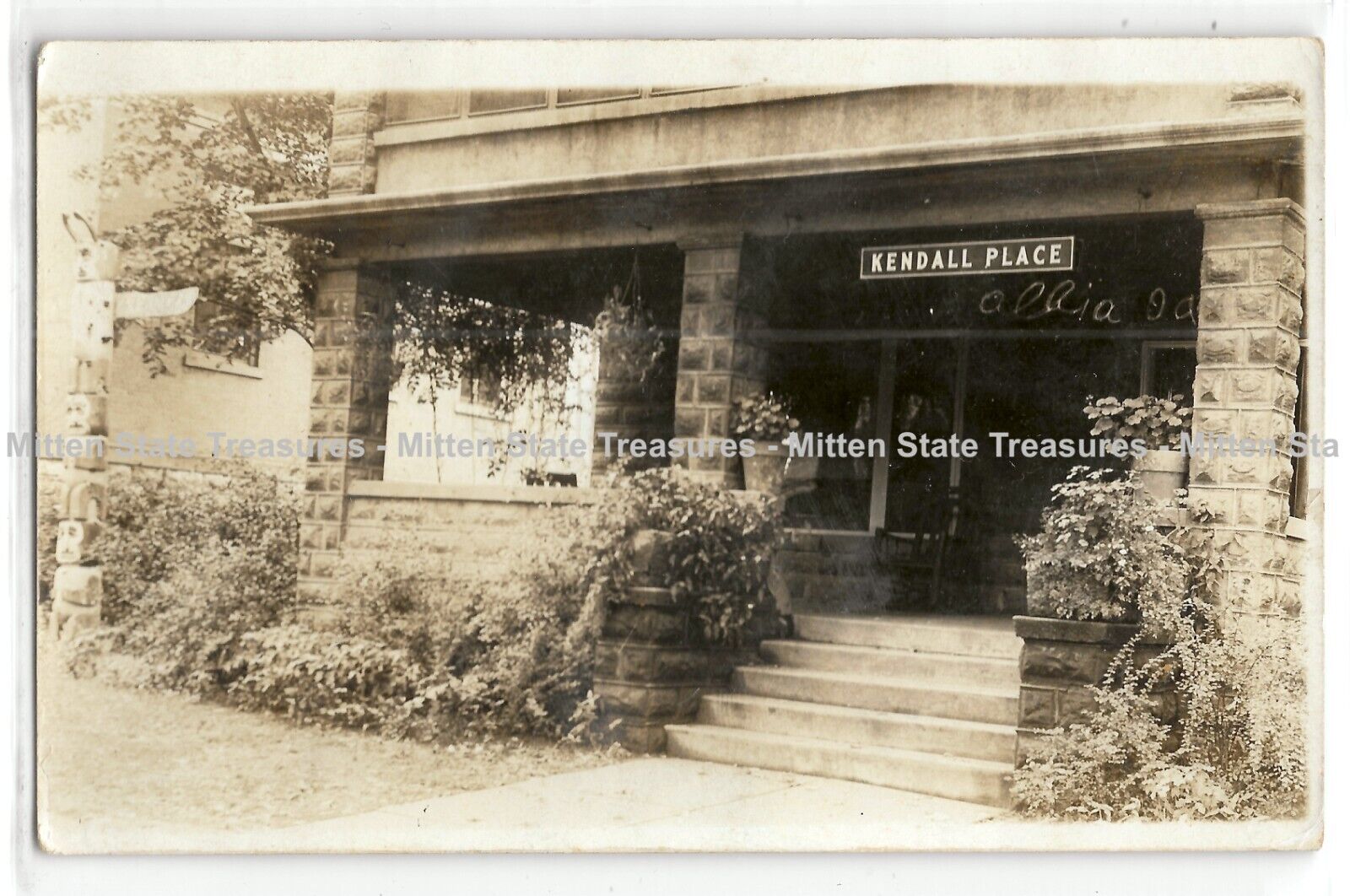 1928 Kendall Place house club, Albia, Iowa; history, photo postcard RPPC %