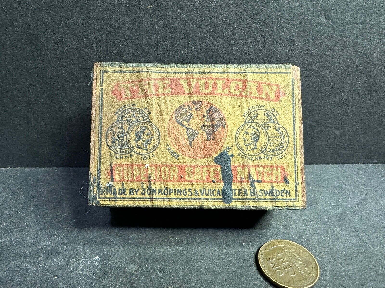 Vintage Full Box, THE VULCAN SUPERIOR SAFETY MATCH, Sweden