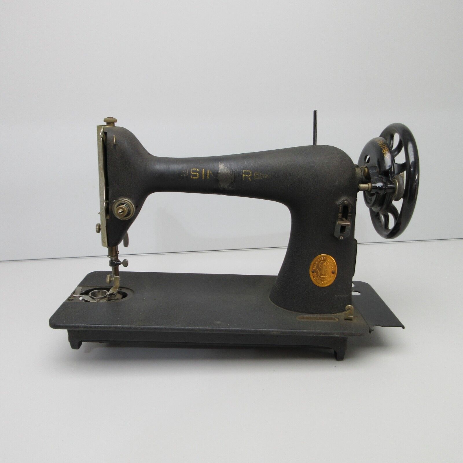 Vintage Singer Treadle Sewing Machine - 1941 Model 66