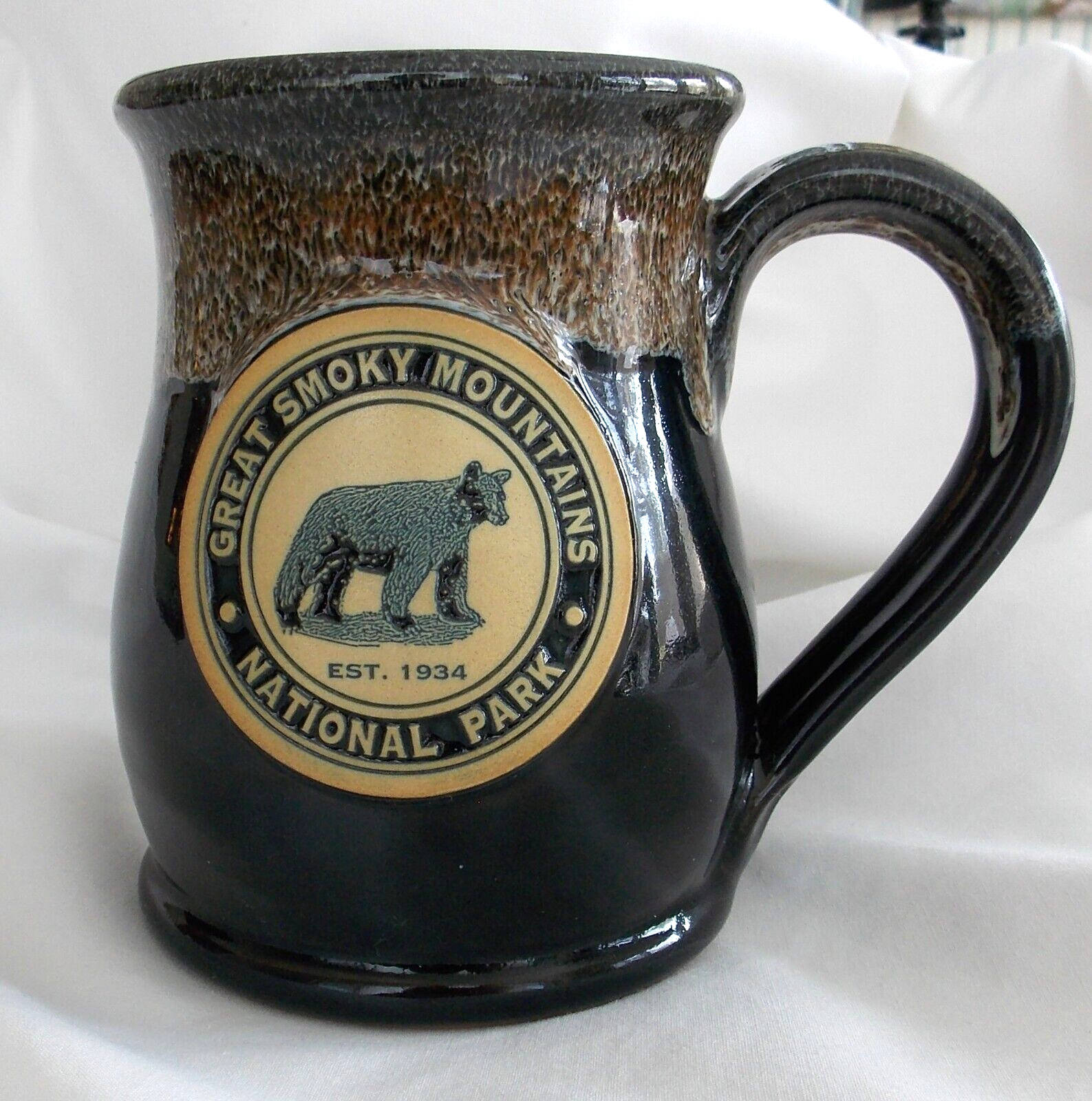 Deneen Pottery Great Smokey Mountains Bear 2019 Dark Brown hand thrown mug MINT