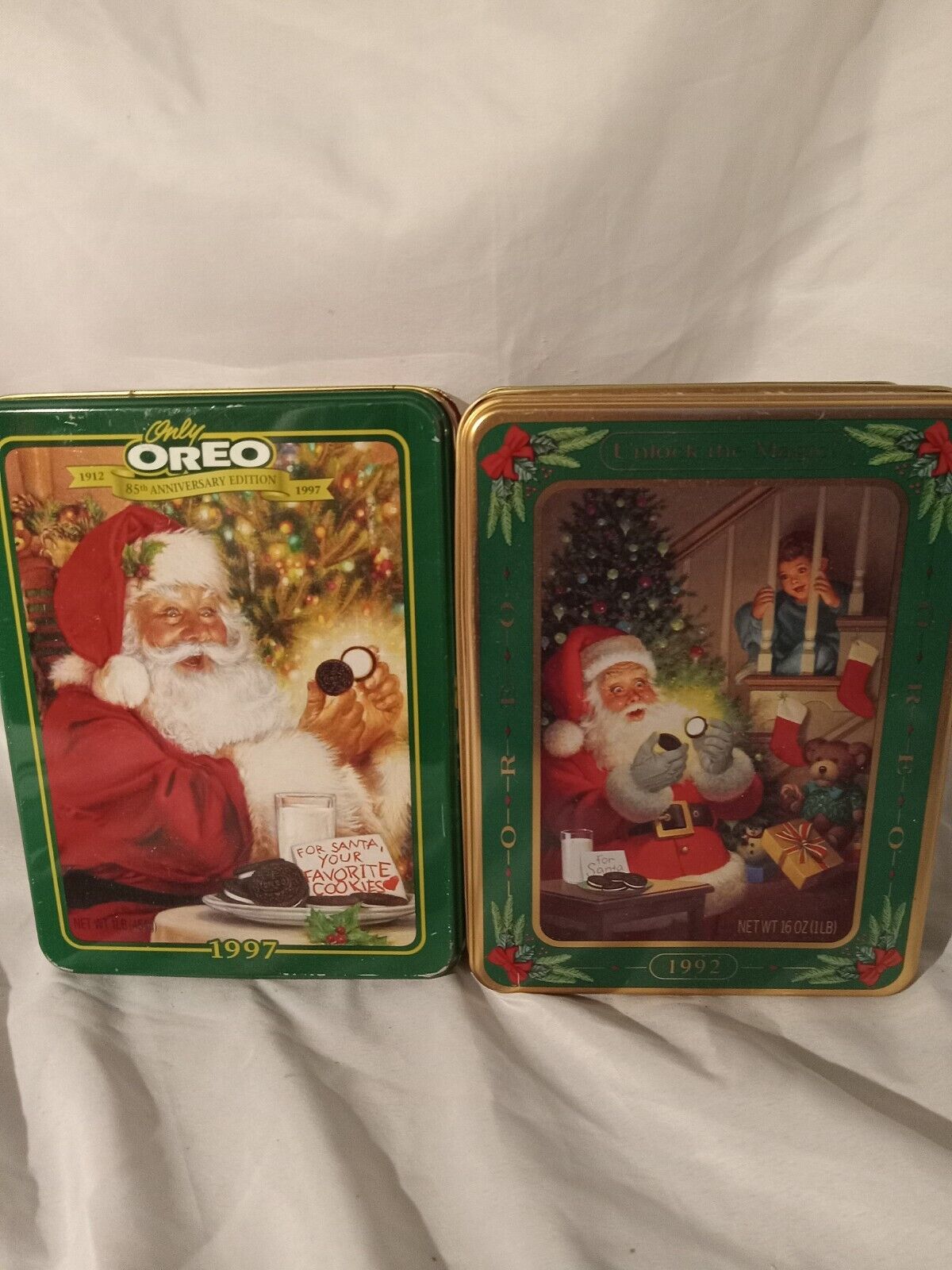 Christmas Tins With Ornaments Oreo Tins 1997/1992 Small Ornaments Plastic 1-3 in