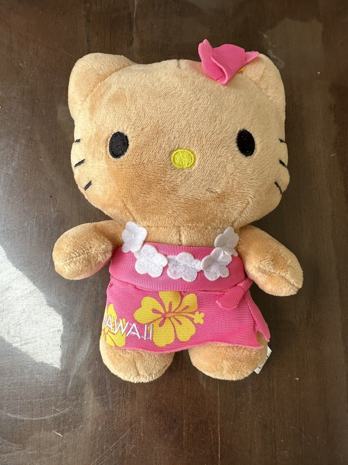 NEW - HAWAII Limited Edition Hello Kitty Plush 6\