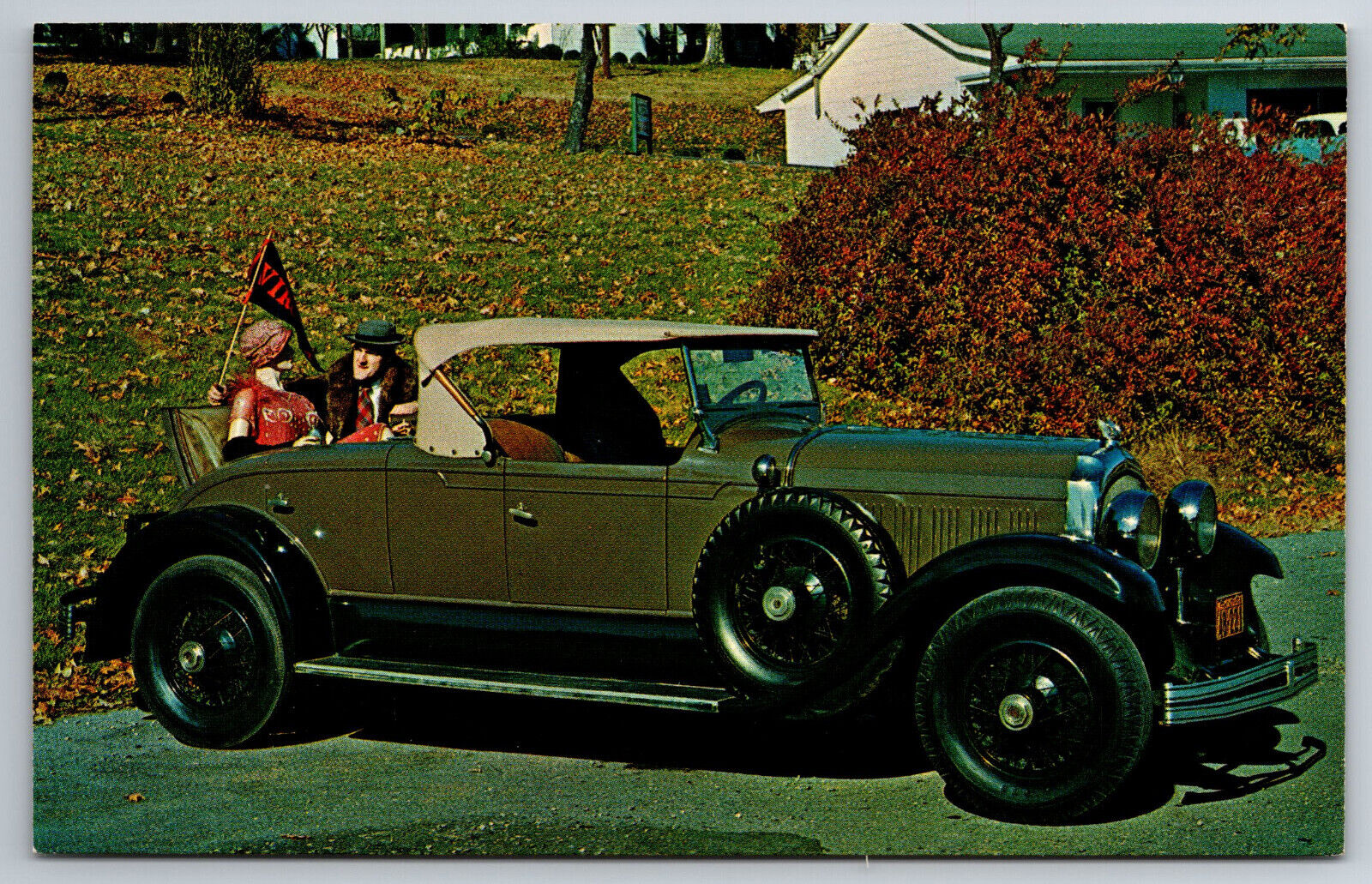 Vintage Postcard Car 1928 Chrysler Imperial-80 -4367