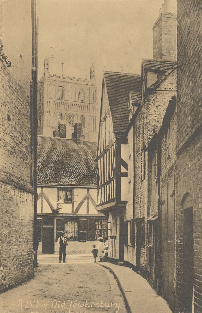 TEWKESBURY - A Bit Of Old Tewkesbury Postcard - Gloucestershire - England - 1916
