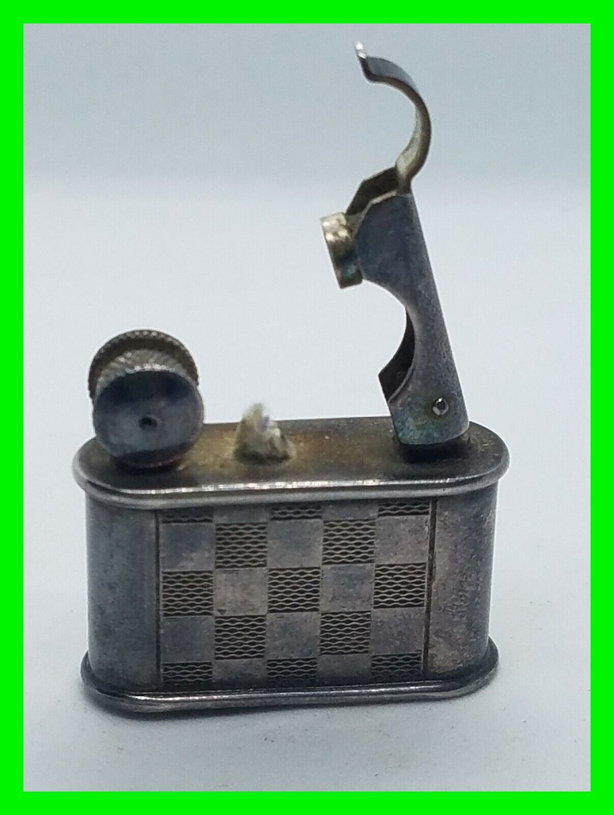 1940s Vintage French Vulcano Small Lift Arm Petrol Lighter UNFIRED Silver Plated