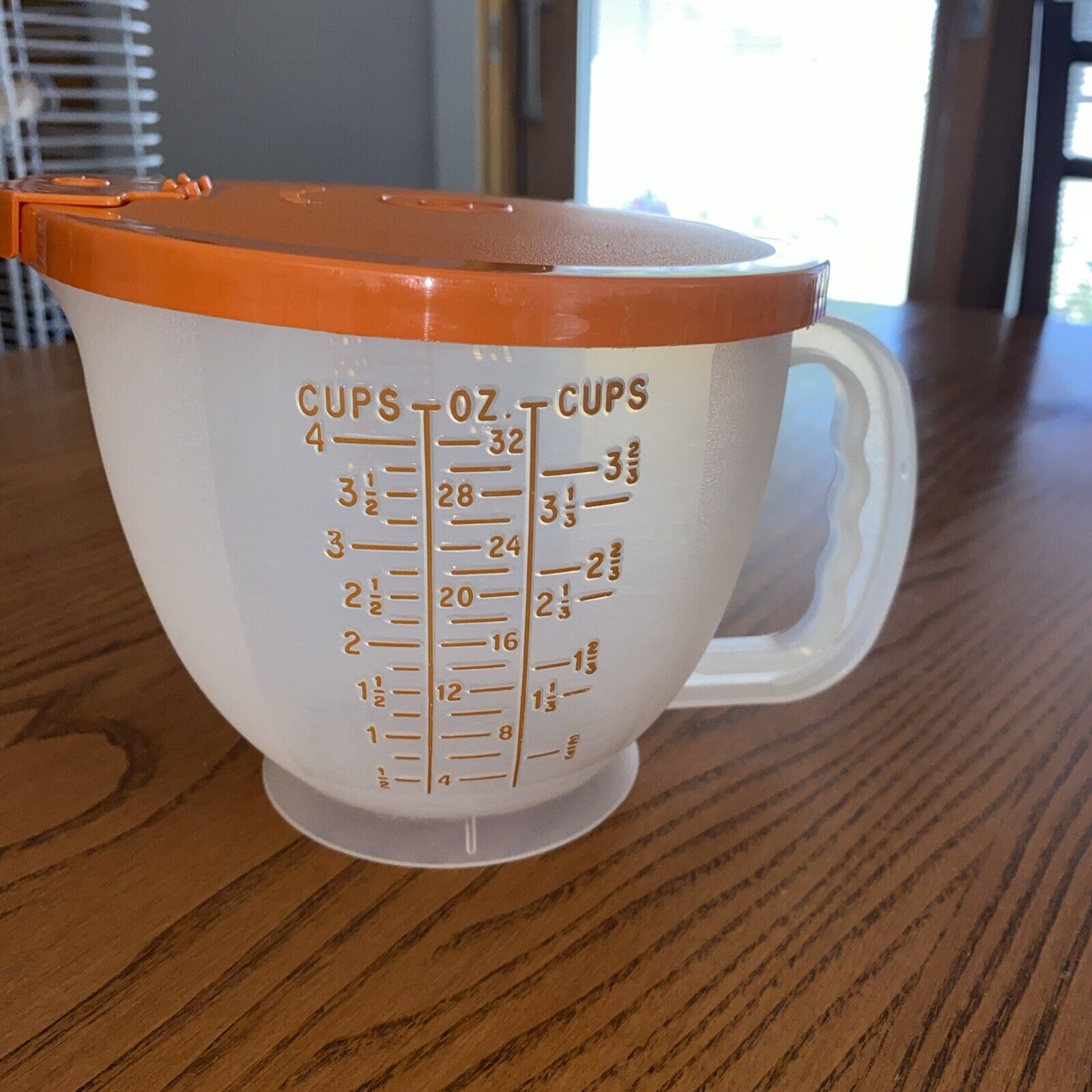 Tupperware 4 Cup Measuring Bowl Mix-N-Store Orange Lid 1289-3 Pitcher 1288-2 USA