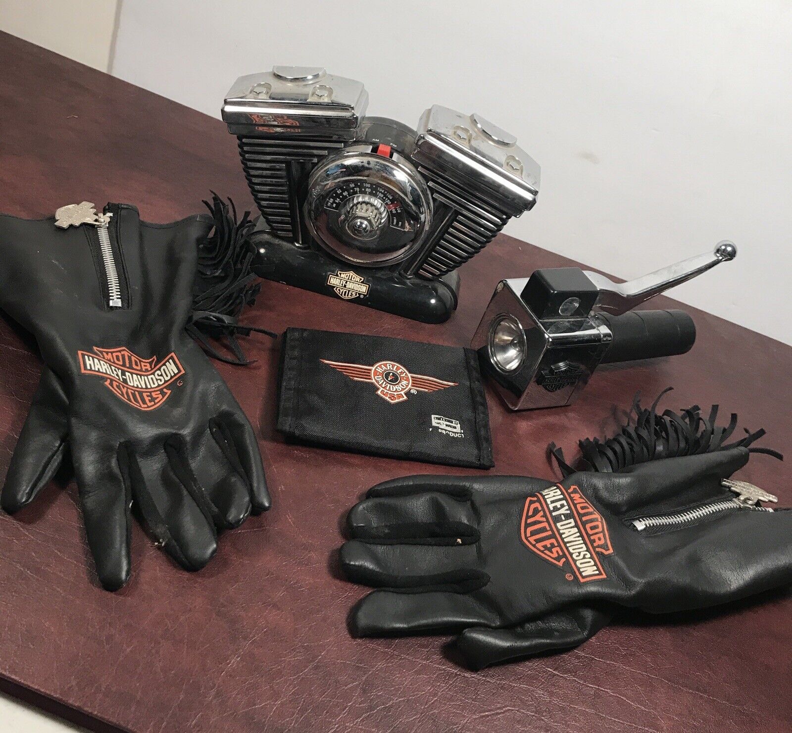 Vintage Harley Davidson AM/FM Radio With Throttle Flashlight- Gloves And Wallet