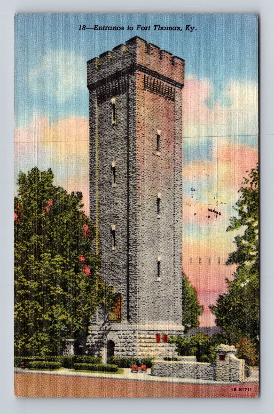 Fort Thomas KY-Kentucky, Entrance, Antique, Vintage c1943 Souvenir Postcard
