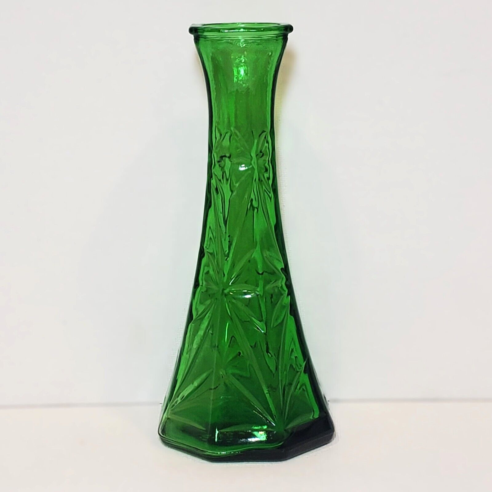 Hoosier Glass 4063-B Vintage Emerald Green Octagon Flower Bud Vase