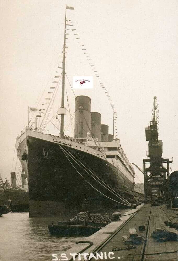 RMS TITANIC AT SOUTHAMPTON APRIL 4,1912, DRESSED OUT AND BEING COALED REPRINT