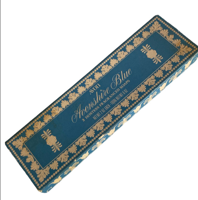 Vintage Avon Avonshire Blue Fragranced 3 2oz Soap Set Fancy Hostess Gift Set