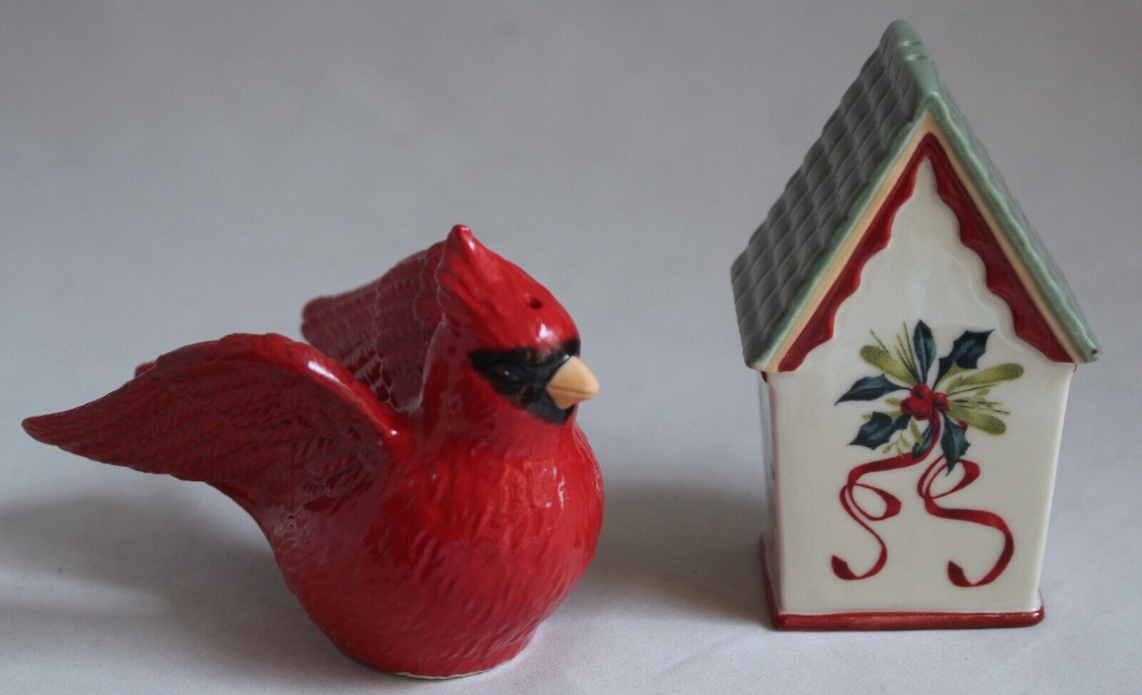 Lenox Winter Greetings Salt & Pepper Shakers Cardinal Birdhouse