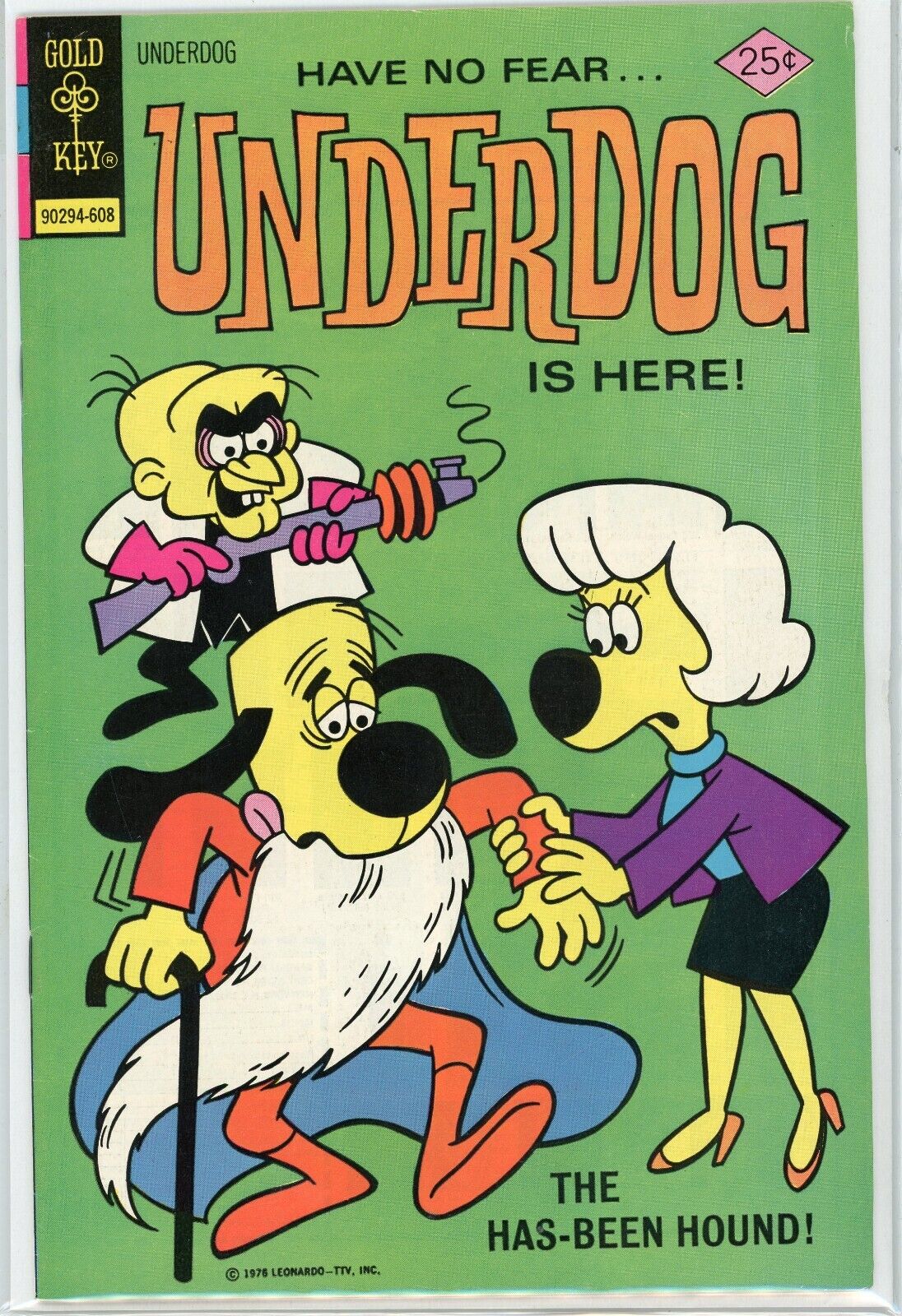 UNDERDOG #8 HIGHER GRADE WHITE PAGES HILARIOUS COVER GEM
