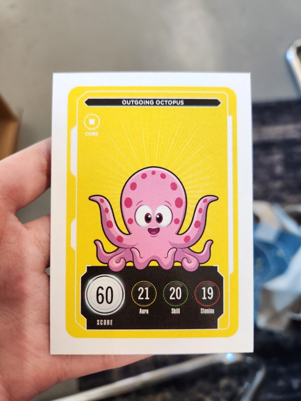 Outgoing Octopus - Veefriends Series 2 - Compete & Collect Core - 