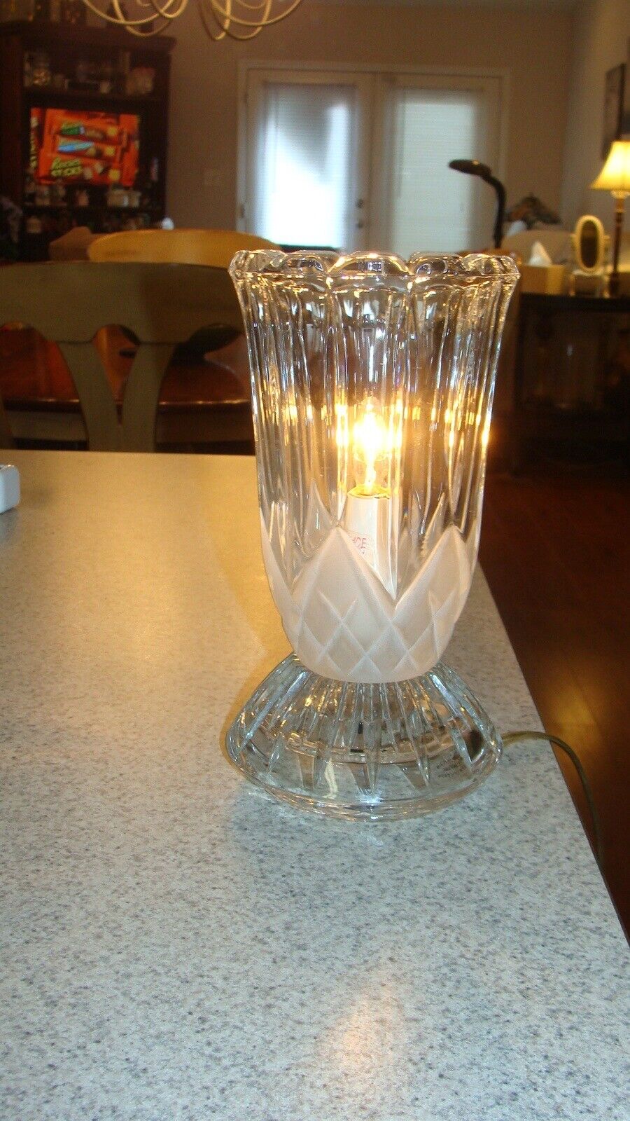 CRYSTAL ACCENT LAMP ~ Very Elegant And Beautiful ~ 8”x4”~ EXCELLENT CONDITION ~