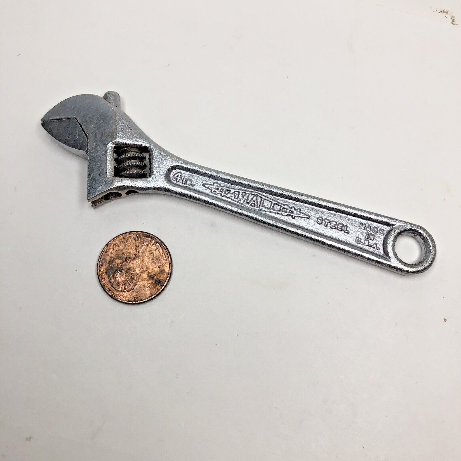 Vintage Diamond Tool Horseshoe Co Mini 4”inch Adjustable Wrench Duluth Minn USA