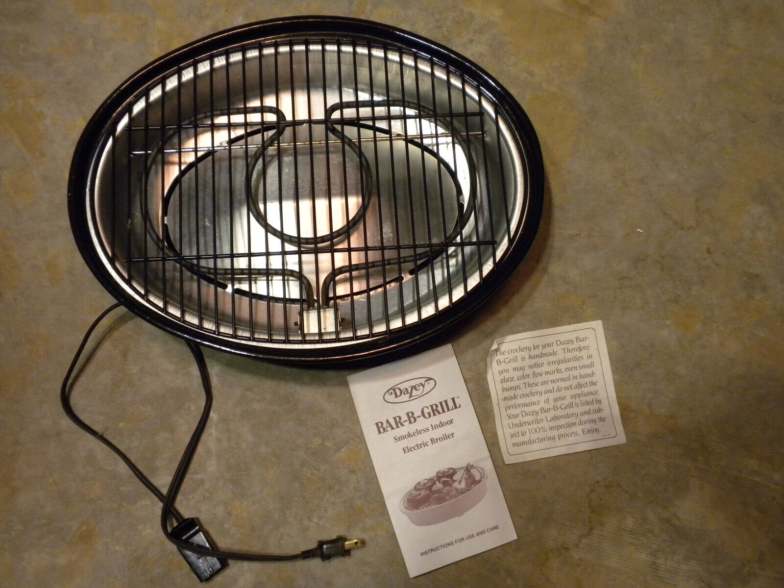 Vintage Excellent Condition Dazey Bar-B-Grill Smokeless Indoor Electric Broiler