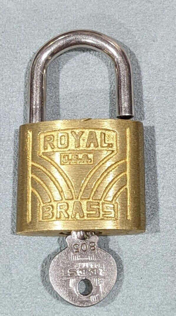 Vintage Royal Brass Padlock With Key  In Excellent Working Condition U.S.A. 1.5\