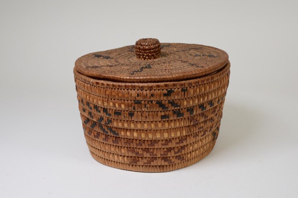 Flathead Salish Indian lidded basket, late 19th century