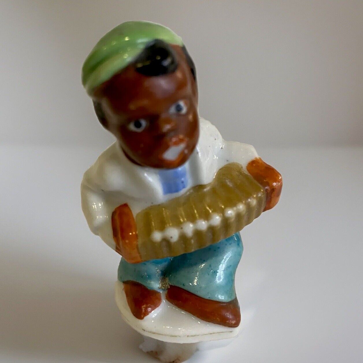 Black Americana Vintage Figurine Playing An Accordion Made In Occupied Japan