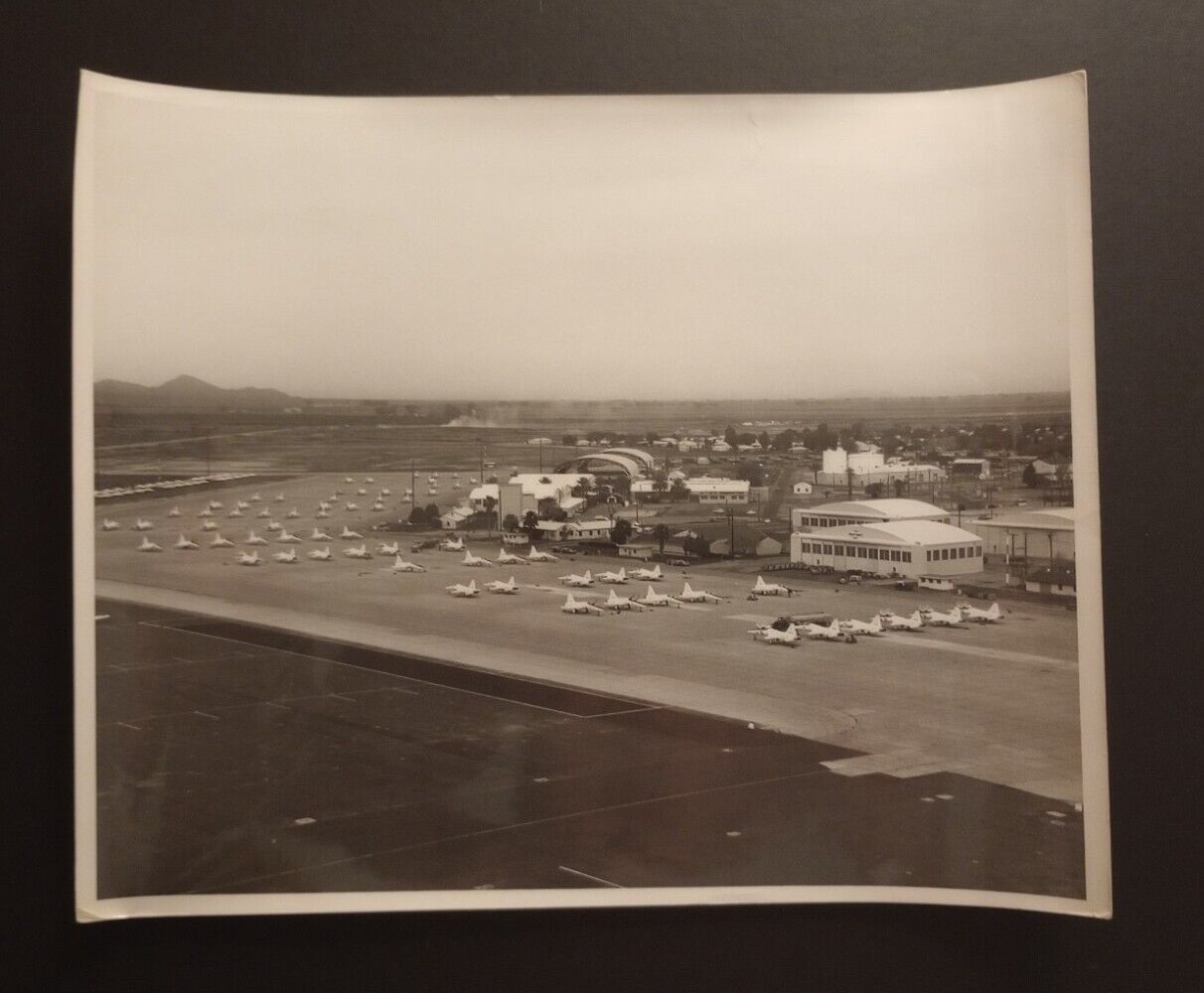 Northrup Norair Press Photo (1964) Supersonic USAF T-38 Trainer Airplanes