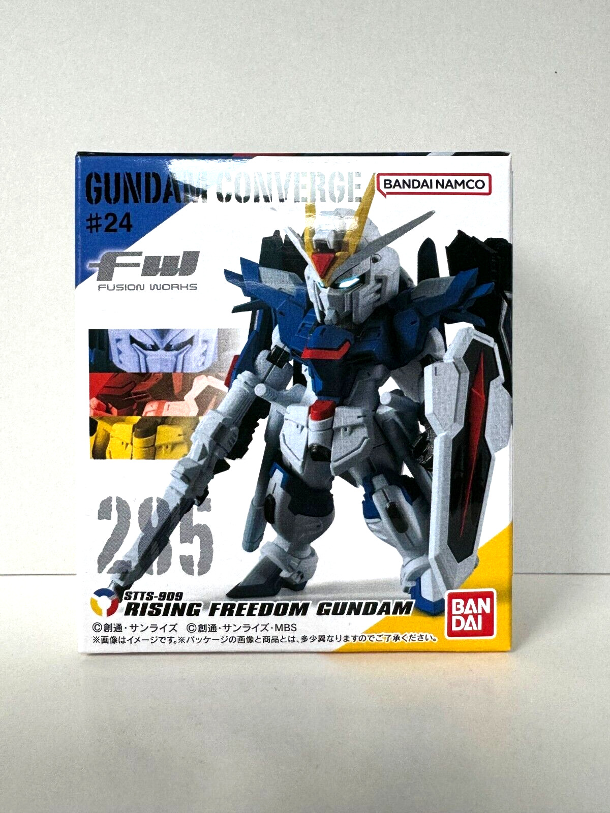 Mobile Suit Gundam FW Gundam Converge #24 Mini-Figure (Rising Freedom Gundam)