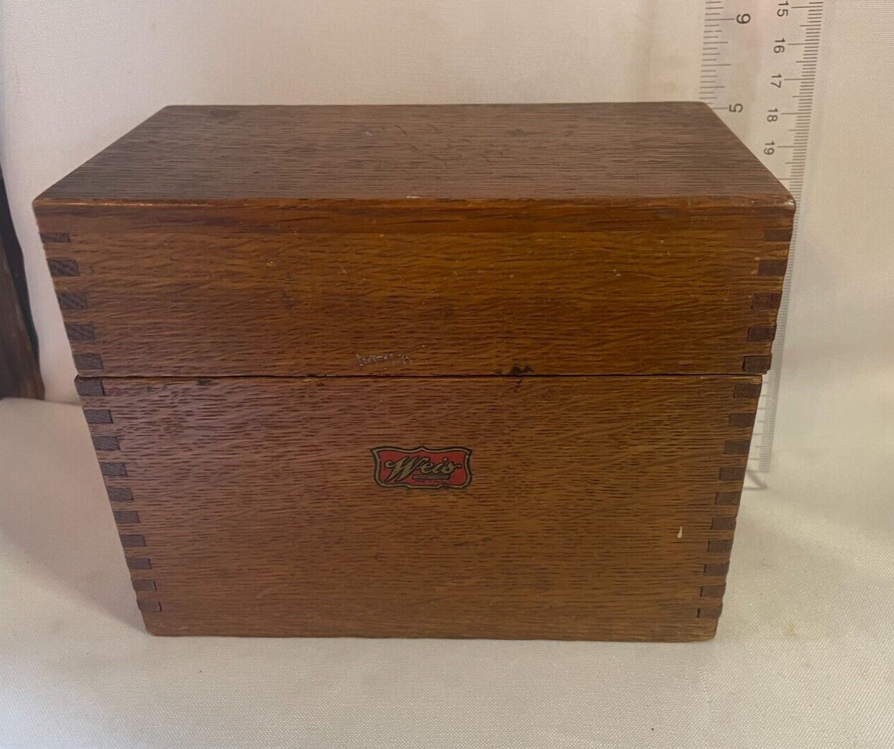 Vintage Weis Wooden Dovetailed Oak Recipe Box