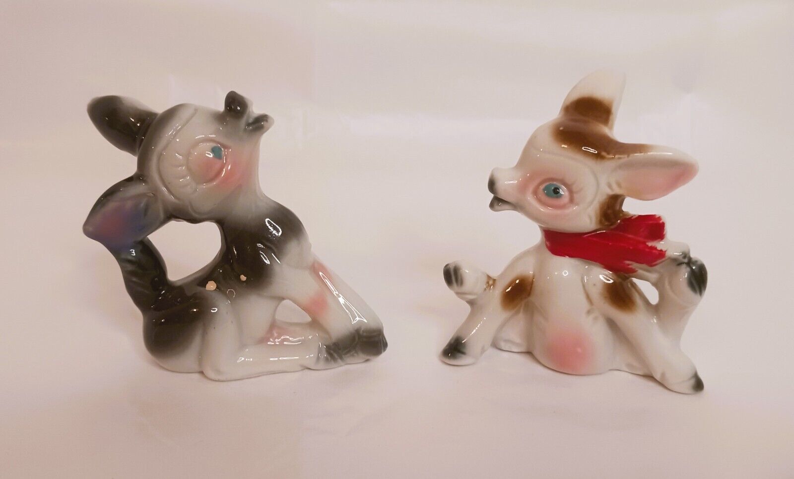 2 Vtg Sitting Fawn Doe Deer Porcelain Figurines Japan Pink Ears HTF Rare EUC