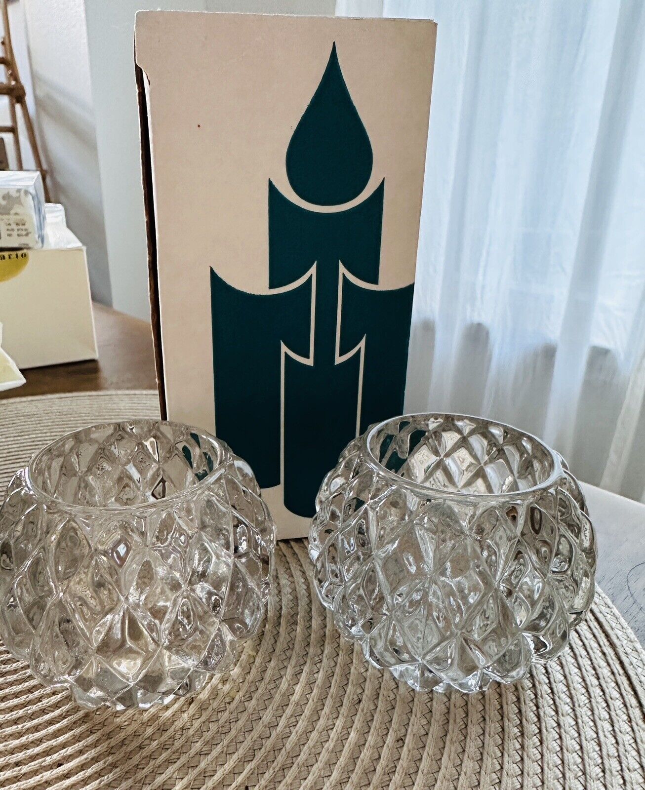 Set of 2 New Partylite Illusions P0463 Swirl Glass Votive With Candles Holders
