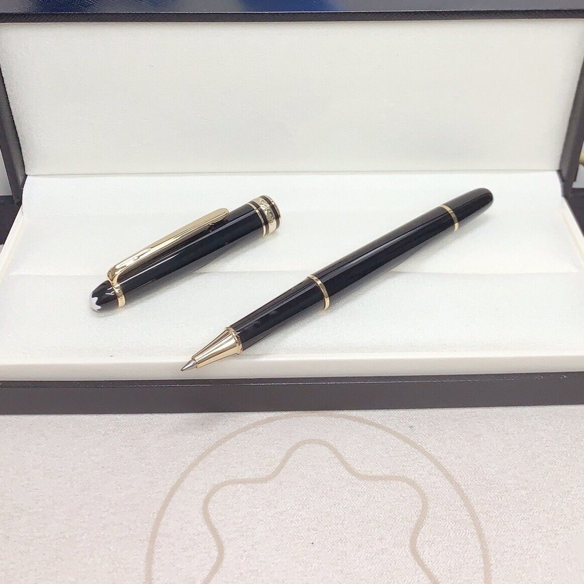 Luxury 163 Resin Series Bright Black+Gold Clip 0.7mm nib Rollerball Pen No Box