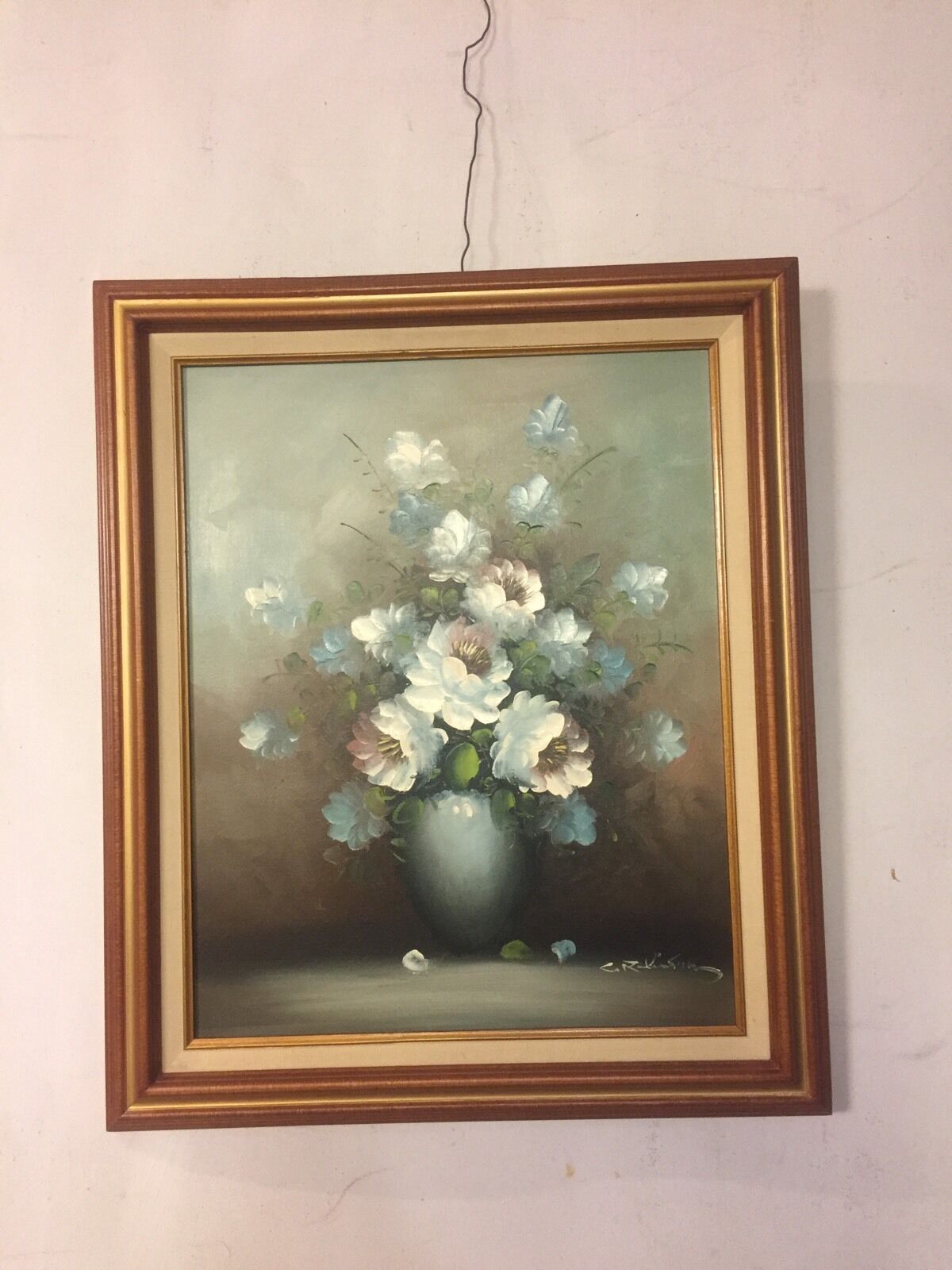 Vintage Oil On Canvas Beautiful Floral  Artist Signed 20\