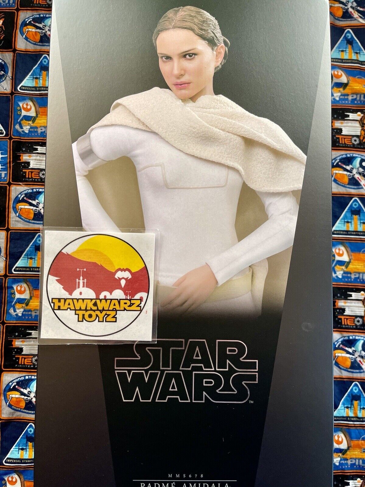 Hot Toys Star Wars Attack of the Clones Padme Amidala MMS678 1/6 Sideshow Disney