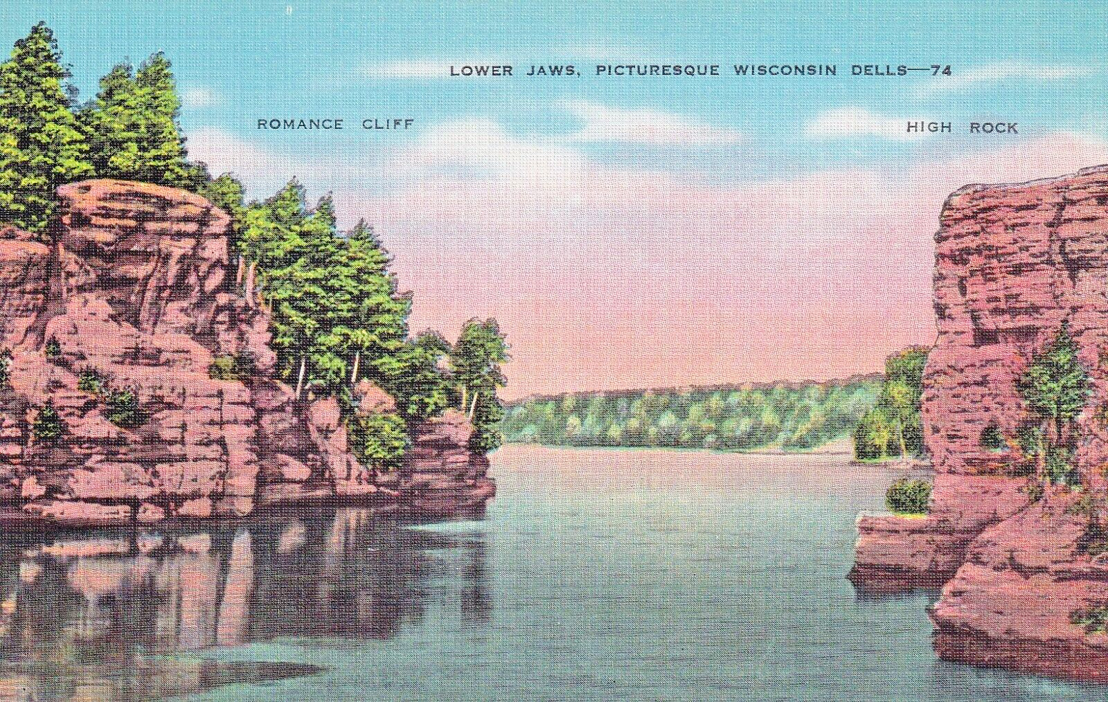 Postcard WI Wisconsin Dells Lower Jaws Romance Cliff High Rock I13