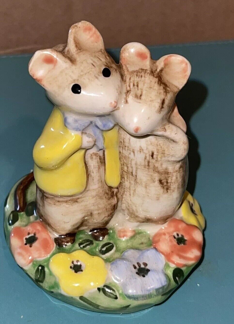 Vtg Kitty MacBride Beswick England Mouse Couple Figurine Just Good Friends Fun
