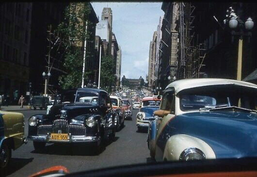 VINTAGE 1940s-1950s 35MM SLIDE, Color, City Street, Cars, Architecture, XLNT