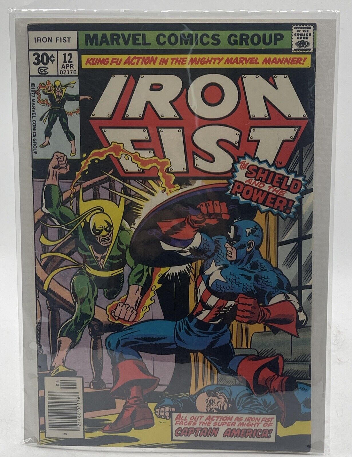 IRON FIST #12 April 1977 Vintage Marvel Comics Captain America Avengers