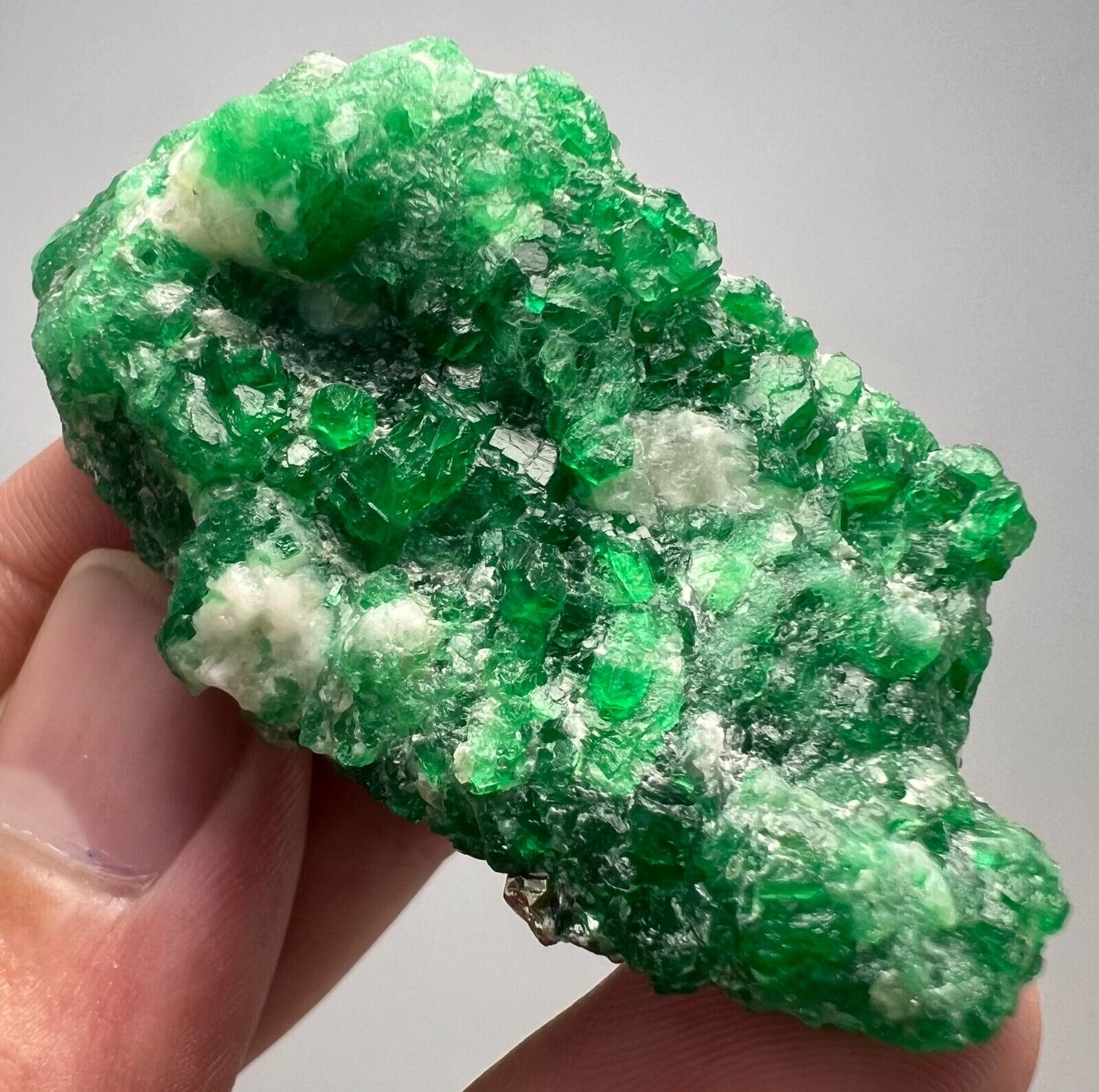 144 CT Unusual High Quality Top Green Emerald Crystals Cluster From Swat @ PAK