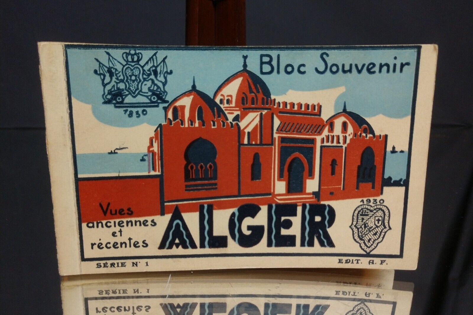 1930s Bound  Algiers POSTCARD BOOK Bloc Souvenir ANTIQUE Unused VINTAGE