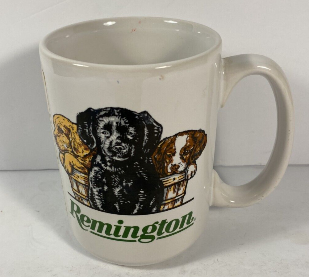 Vintage Remington Coffee Mug Tribute To Retriever Hunting Dogs 1995 w/label