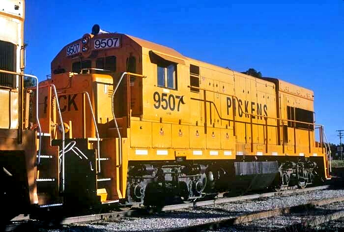 Pickens 9507 @ GLUCK, SC_OCT 19, 2008_ORIGINAL TRAIN SLIDE