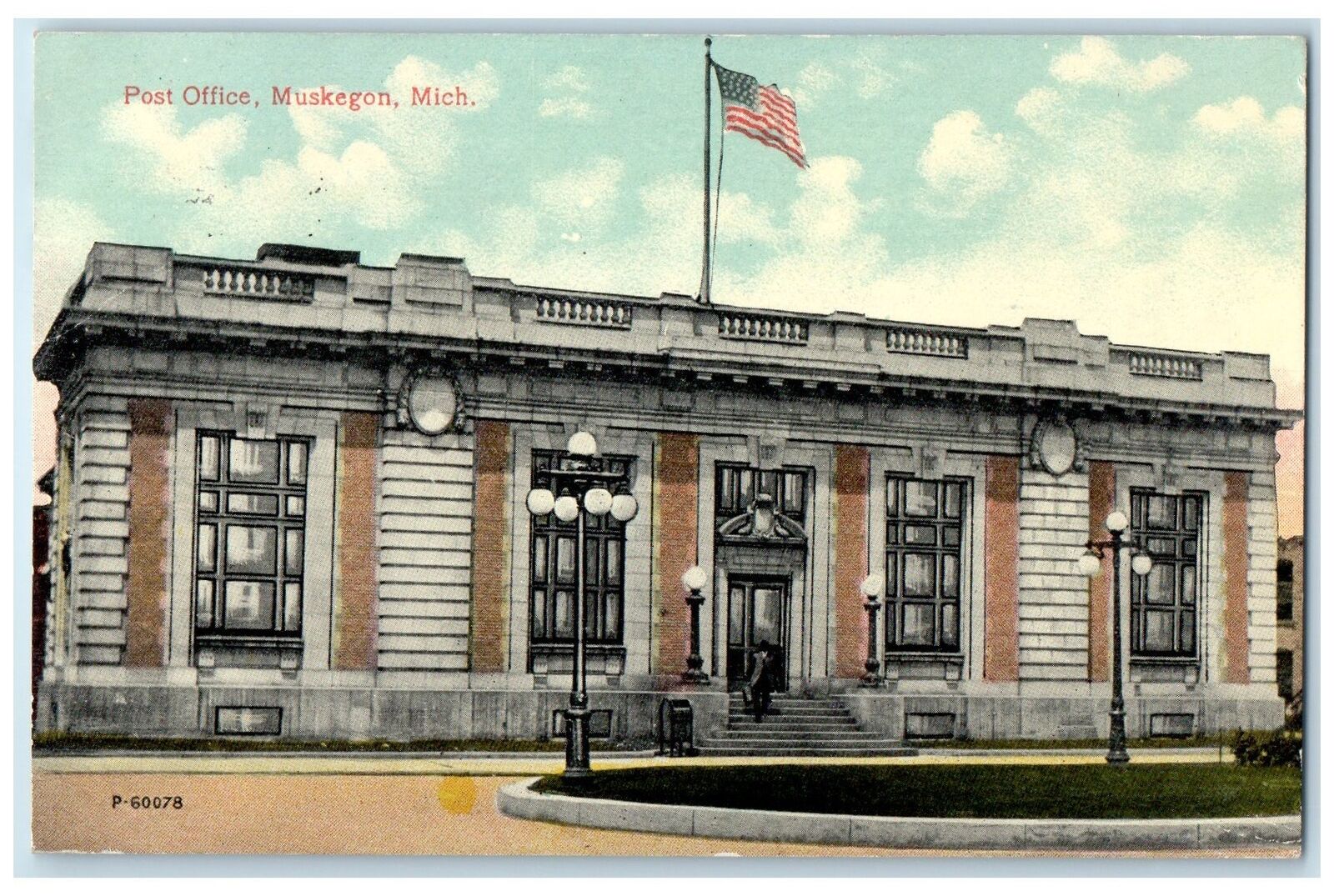 1914 Post Office Building Man On Stairs US Flag Muskegon Michigan MI Postcard