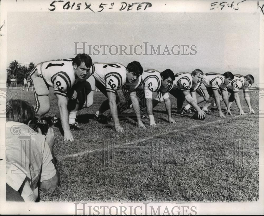 1970 Press Photo Tigers offensive line  - noa05288