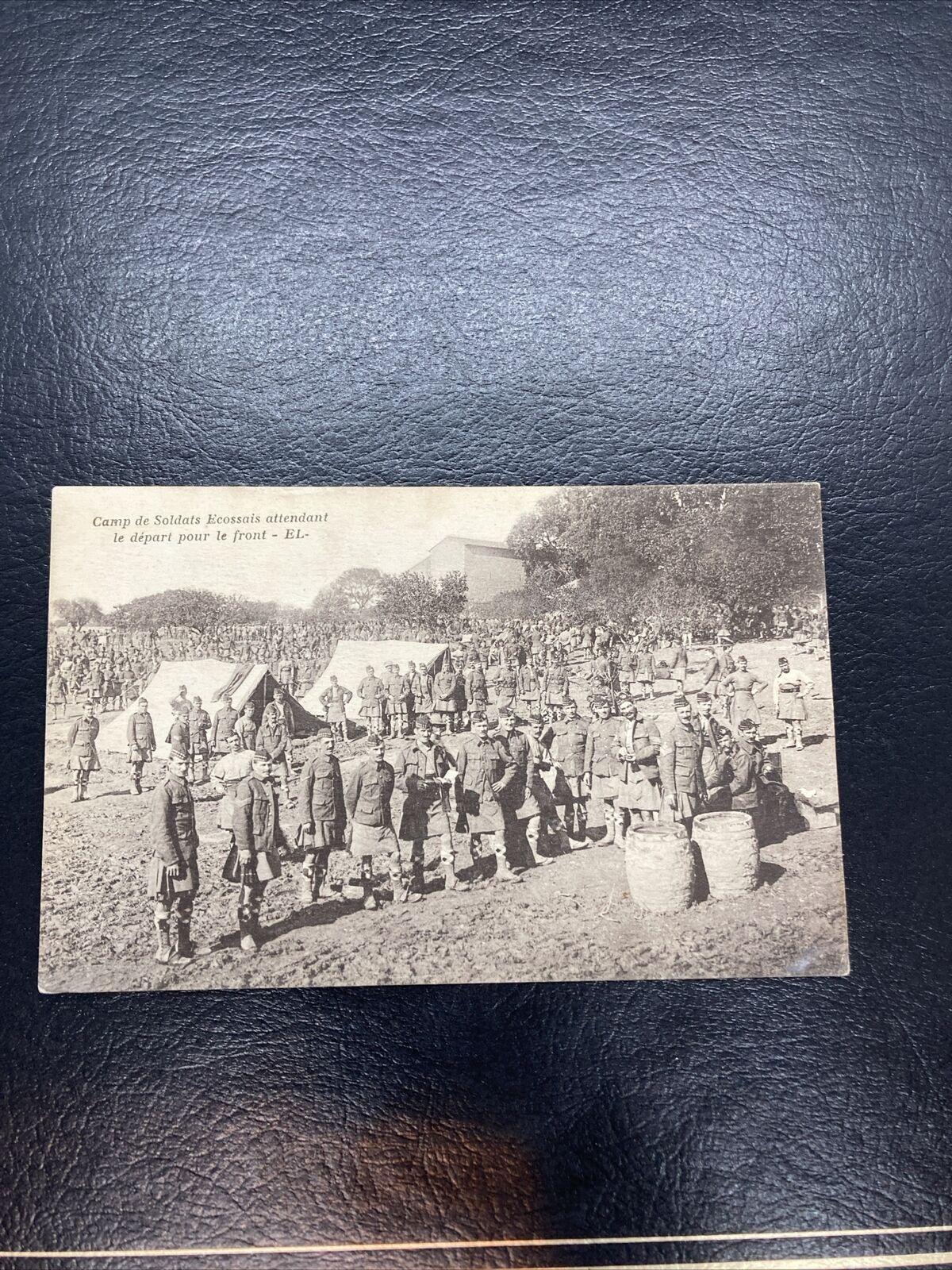 WW1 French Soldiers Postcard Camp De Soldats Ecossais Attendant
